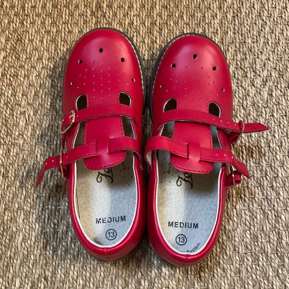 Red Footmates